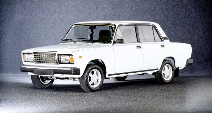LADA Auto 678