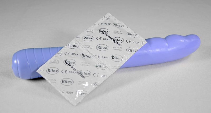 Korona virus i seks: U Rusiji se kupuju kostimi medicinskih sestara i kondomi