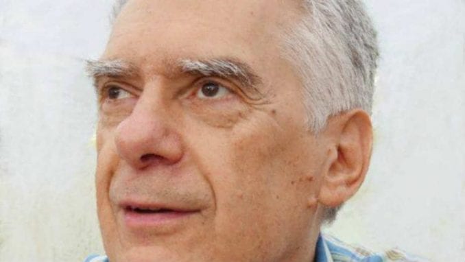 Vlast se smenjuje izborima, ruši protestima, zbacuje udarima. Bojkotaši, dajte primer da je vlast negde smenjena zbog bojkota Vlast se smenjuje izborima, ruši protestima, zbacuje udarima. Bojkotaši, dajte primer da je vlast negde smenjena zbog bojkota