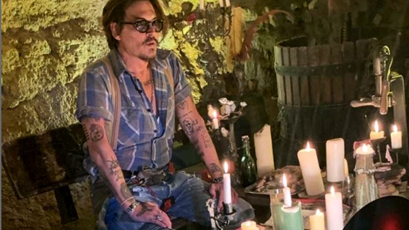 Džoni Dep otvorio profil na Instagramu, za par sati milion pratilaca Dzoni Dep 800