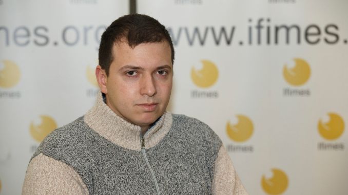 Azeski: Zašto smo samo Makedonci i ništa drugo?