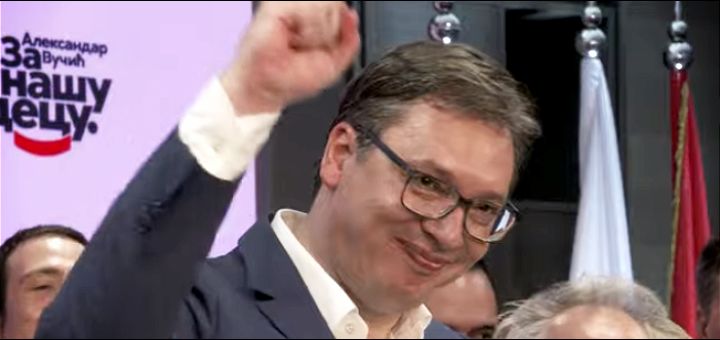 Komersant: Vučić može da sprovede bilo koju odluku, uključujući i o Kosovu, svaka odluka vodi ka pogoršanju njegove pozicije Komersant: Vučić može da sprovede bilo koju odluku, uključujući i o Kosovu, svaka odluka vodi ka pogoršanju njegove pozicije