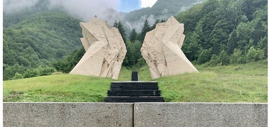 Drugi svetski rat, antifašizam i revizionizam: „Sutjeska je danas višestruko izdana“ Drugi svetski rat, antifašizam i revizionizam: „Sutjeska je danas višestruko izdana“