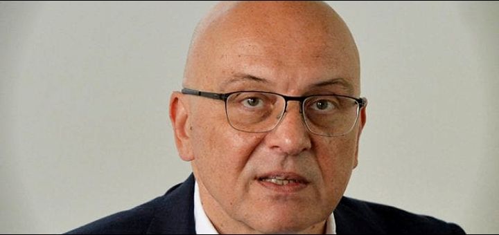 Sejdinović: Vukosavljević se vređanjem novinara nudi Vučiću za novu funkciju u Vladi Sejdinović: Vukosavljević se vređanjem novinara nudi Vučiću za novu funkciju u Vladi