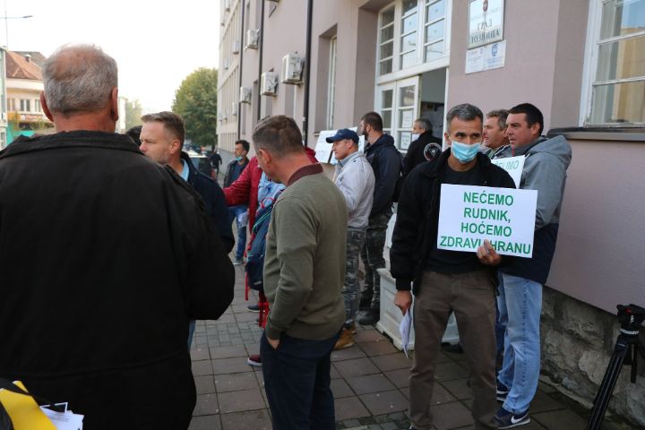 Zelena patrola u Loznici: RIO TINTO - OVO JE OZBILJNA PREVARA Zelena patrola u Loznici: RIO TINTO - OVO JE OZBILJNA PREVARA