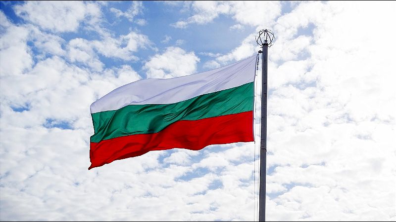 Bugarska od petka zatvara sve! Bulgaria Bugarska Zastava 800x450 1
