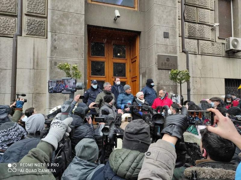 Održan protest protiv zagađenja vazduha: Država gradi još tri termoelektrane na najprljaviji mogući ugalj – lignit Zelena Patrola Protest Beograd 800x600 1