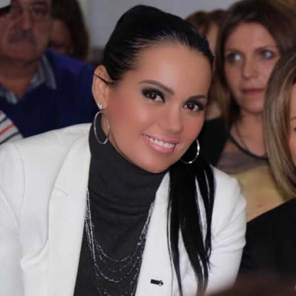 Nataša Prišić u pismu Đukanoviću: U ovoj zemlji ima mnogo inteligentnih ljudi, mnogo više nego što ste i mogli da pretpostavite Natasa Prisic 600x600 1 1
