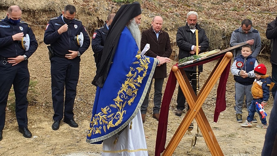 Pismo i odgovor oca Luke na uvrede, laži i jezik mržnje Ćamila Durakovića Mladjan Djordjevic Srebrenica 960x540 1