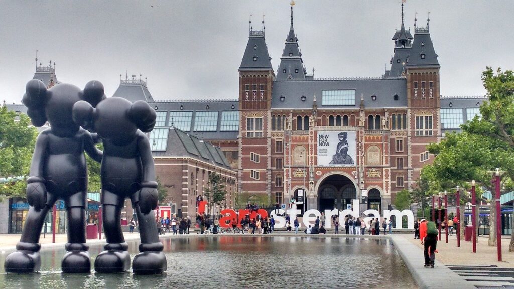 Holandska vlada zbog porasta broja novozaraženih preporučuje rad od kuće Amsterdam 1024x576