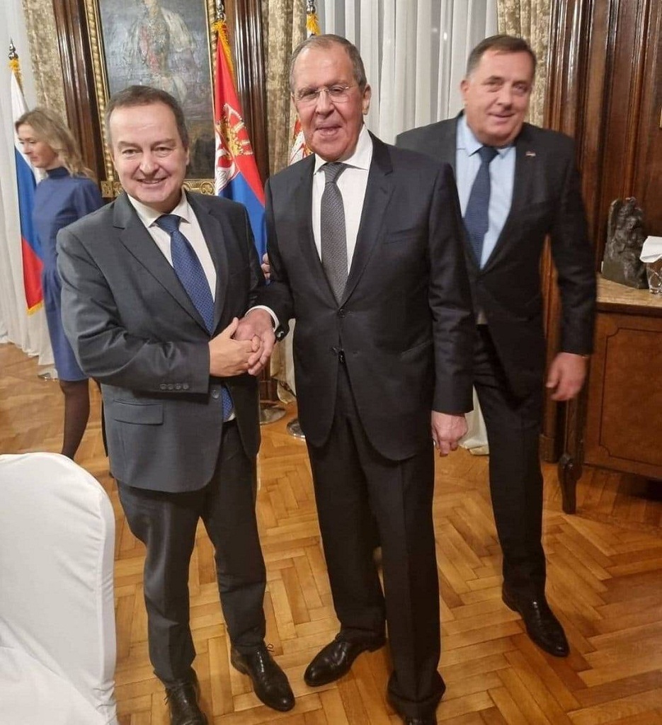 Đorđević: Dačić da zameni Vučića, bez SPS neće biti promene vlasti Dacic Lavrov Dodik 935x1024 1