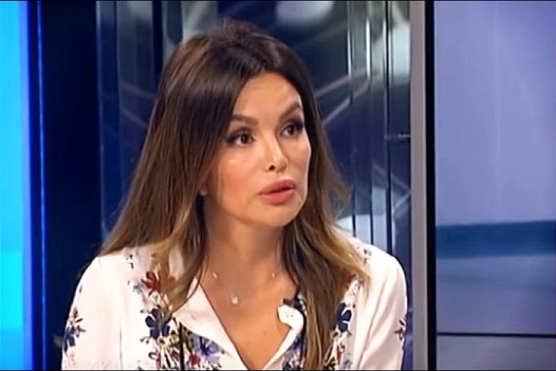 Severina slala preteće poruke: „Zadavila bih te, stara, šepava, ružna babo“ Severina 800x533 1