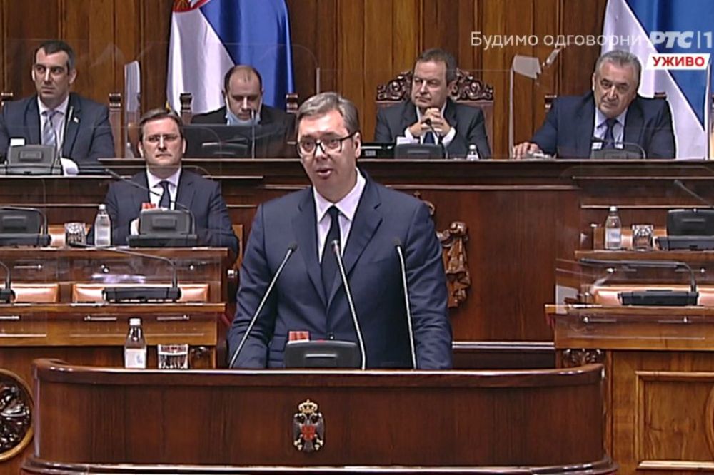 Aleksandar Vucic Skupstina 1000x666 1
