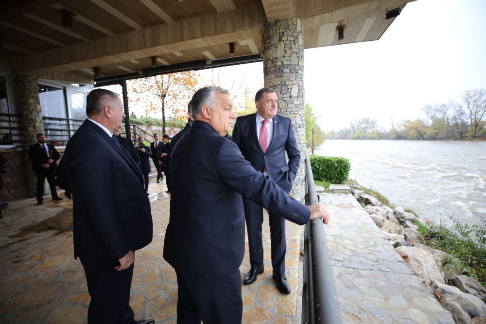 Dodik Orban 1000x667 1