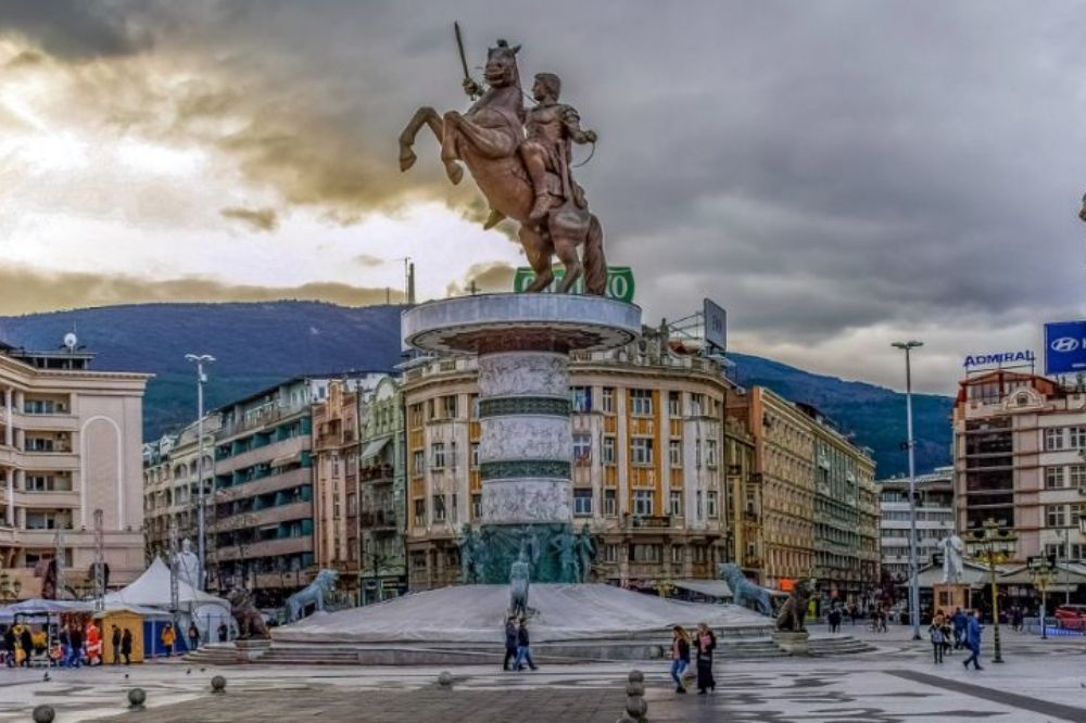 Skopje Skoplje Makedonija 1000x666 1