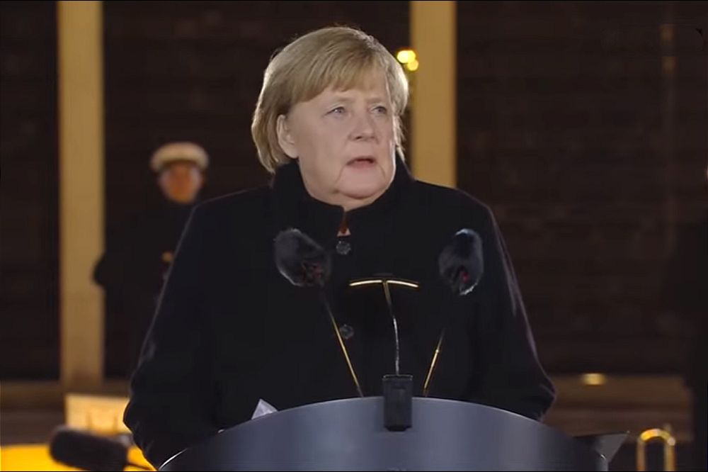 "Mond": Evropa u opasnosti od američke špijunaže Angela Merkel 1 1000x666 1