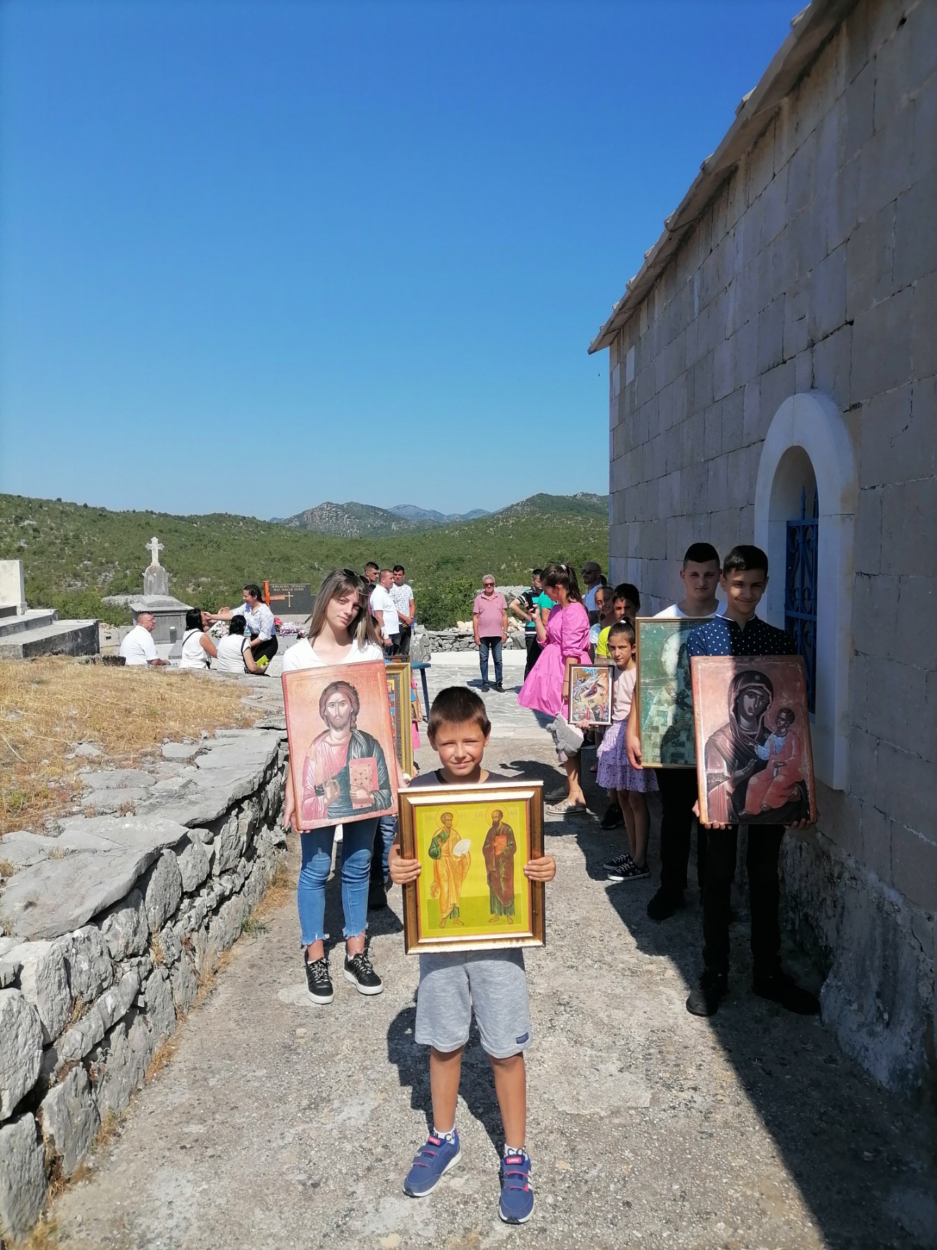U Zaplaniku održan Petrovdanski sabor i služen pomen Čiča Draži i carskoj porodici Romanov Trebinjska Suma 1