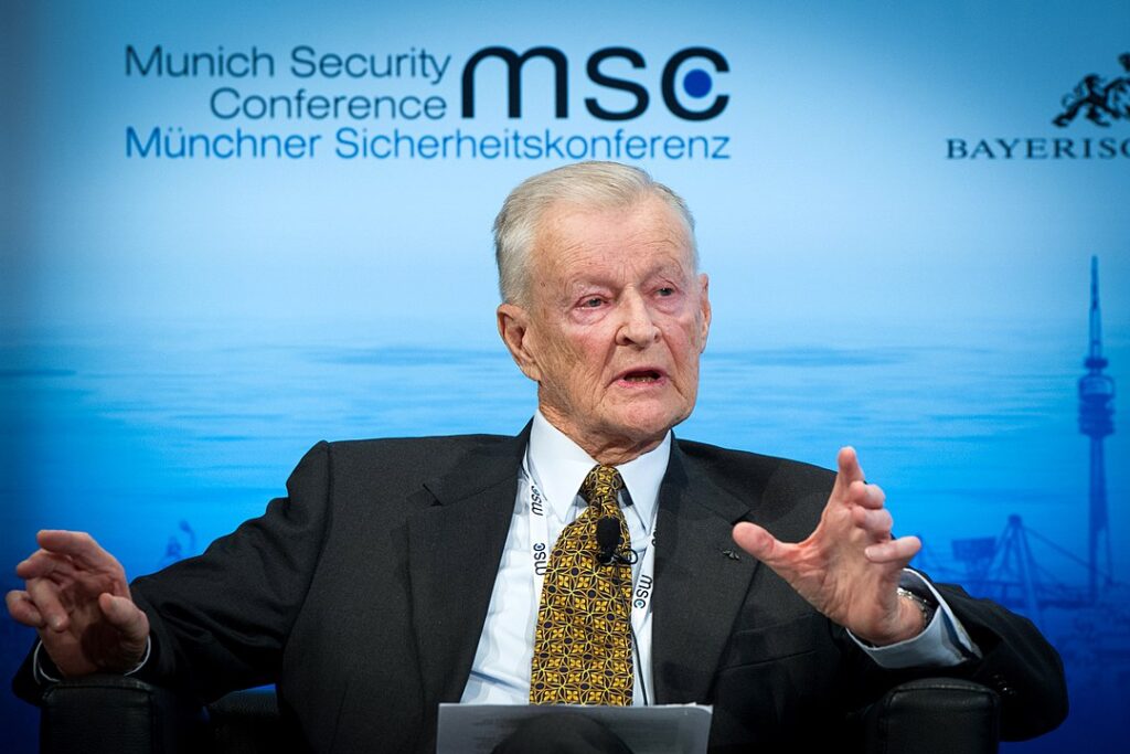 Gajović: Svjetski ekonomski forum, globalistička organizacija "gdje krupne zvjerke idu" 1080px MSC 2014 Brzezinski Kleinschmidt MSC2014 1024x683
