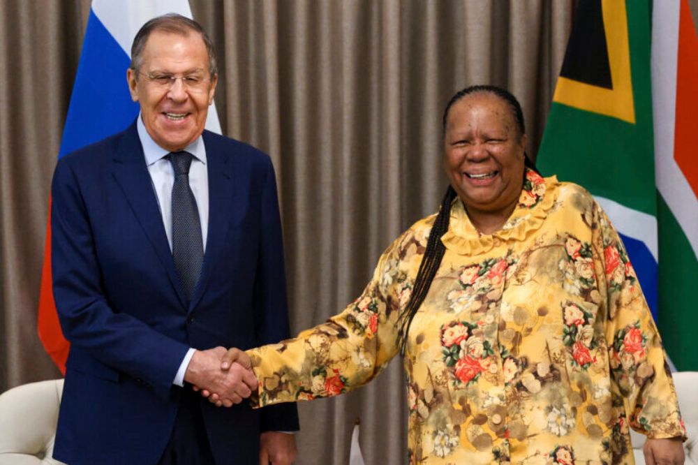 Lavrov doputovao u Južnu Afriku Lavrov Juzna Afrika 1000x666 1