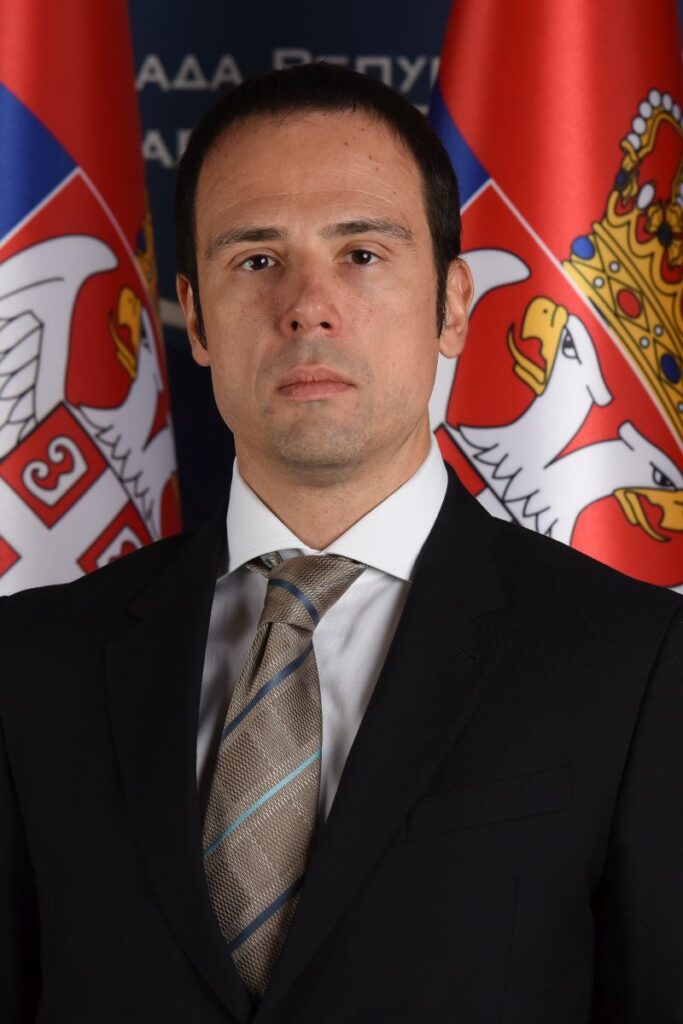 Da li je i kako Novak Nedić „rešio“ blokadu poljoprivrednika u Pančevu Novak Nedic 683x1024