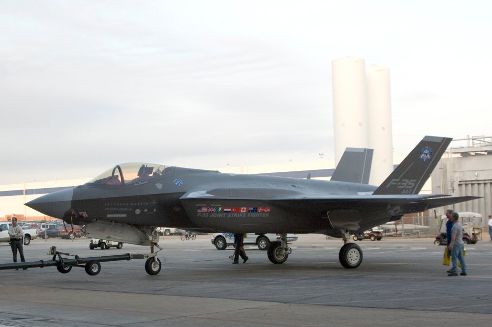 Počele vojne vežbe - najveće u istoriji NATO-a F 35A Avion 1 1000x666 1