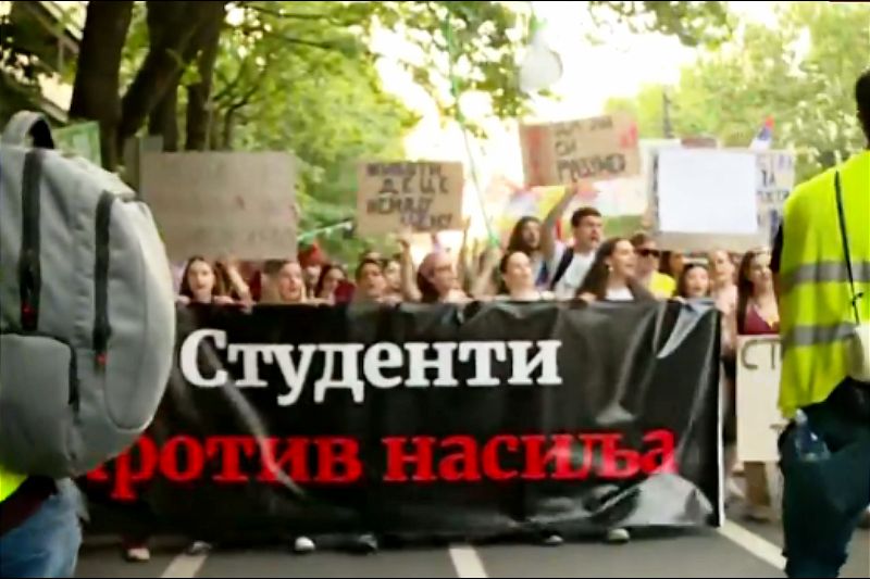 Završen šesti protest „Srbija protiv nasilja“: Najavljeno novo okupljanje ako se ne ispune zahtevi Protesti Studenti 8000x533 1
