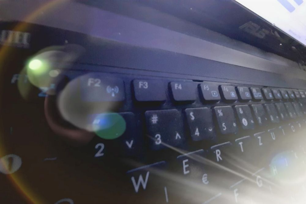 TASTATURA 1000x666 1