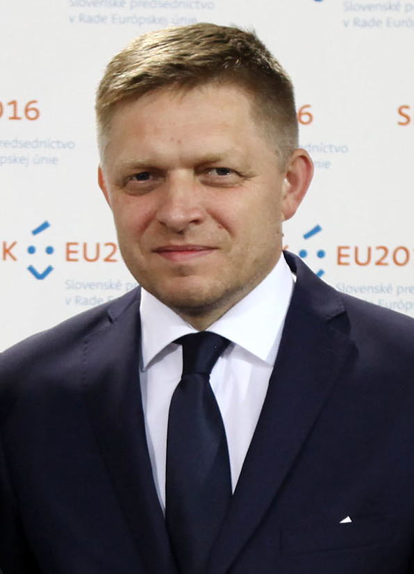 Blumberg: Putin dobija novog saveznika u Evropi? Fico Juncker Croppedrobert Fico