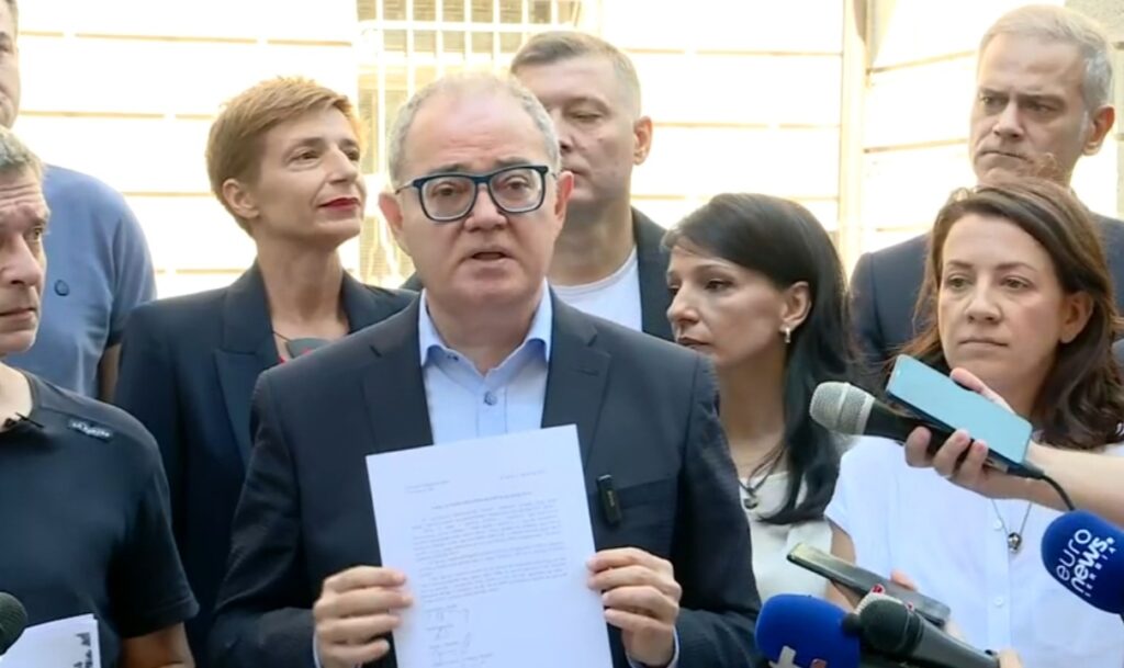 Opozicija okupljena oko protesta „Srbija protiv nasilja“ postigla dogovor o zajedničkom nastupu na izborima Opozicija Lutovac 1024x609