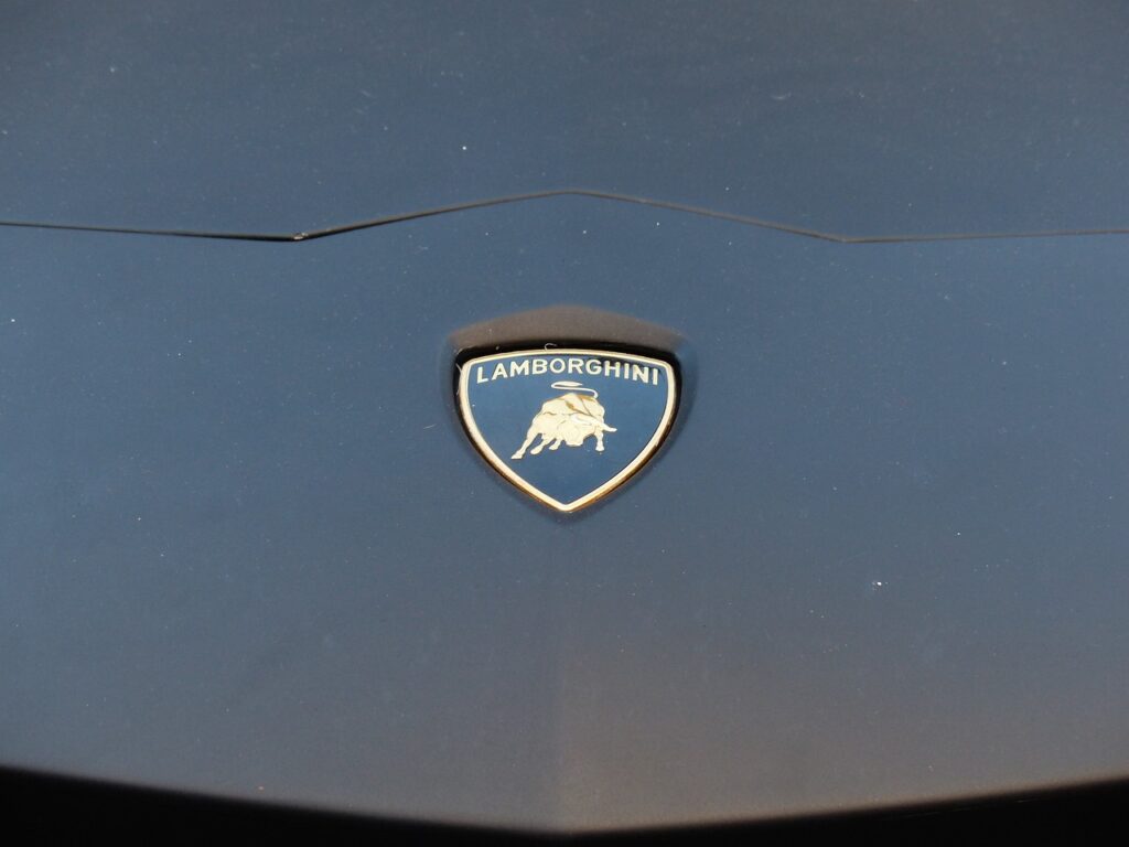 Skraćuju radnu nedelju na četiri dana i povećavaju zarade Lamborghini LAMBORGINI 1024x768