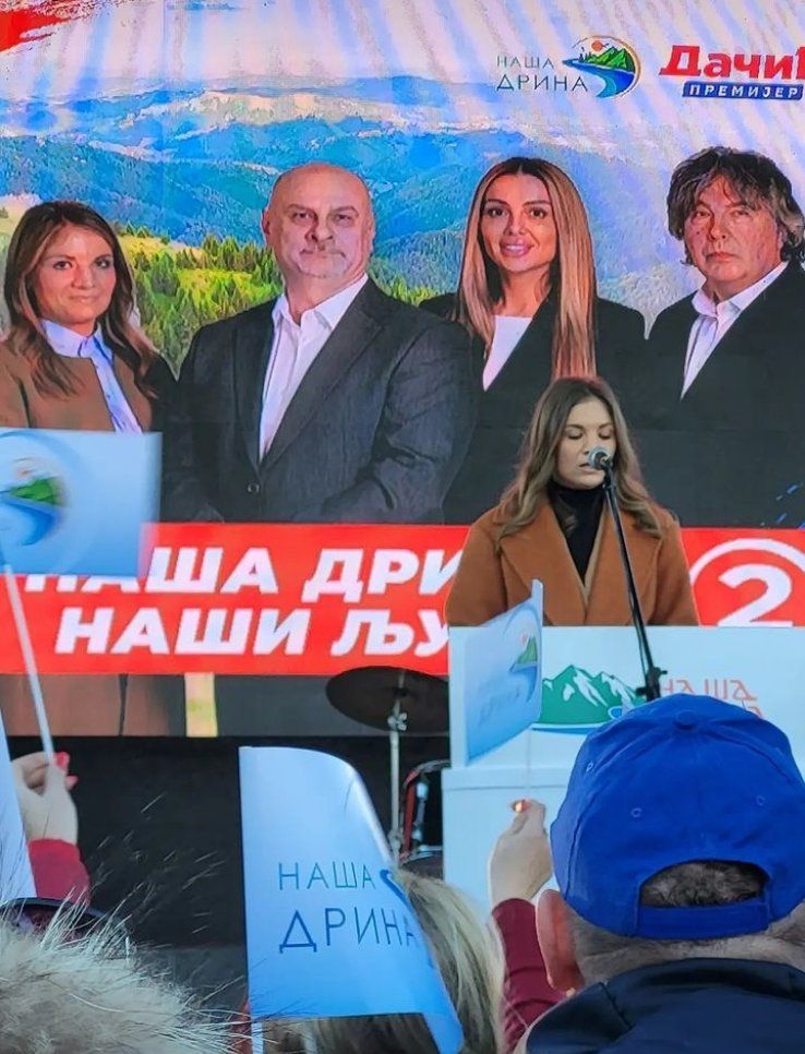Hiljade ljudi na Završnoj konvenciji Naše Drine u Malom Zvorniku Nasa Drina