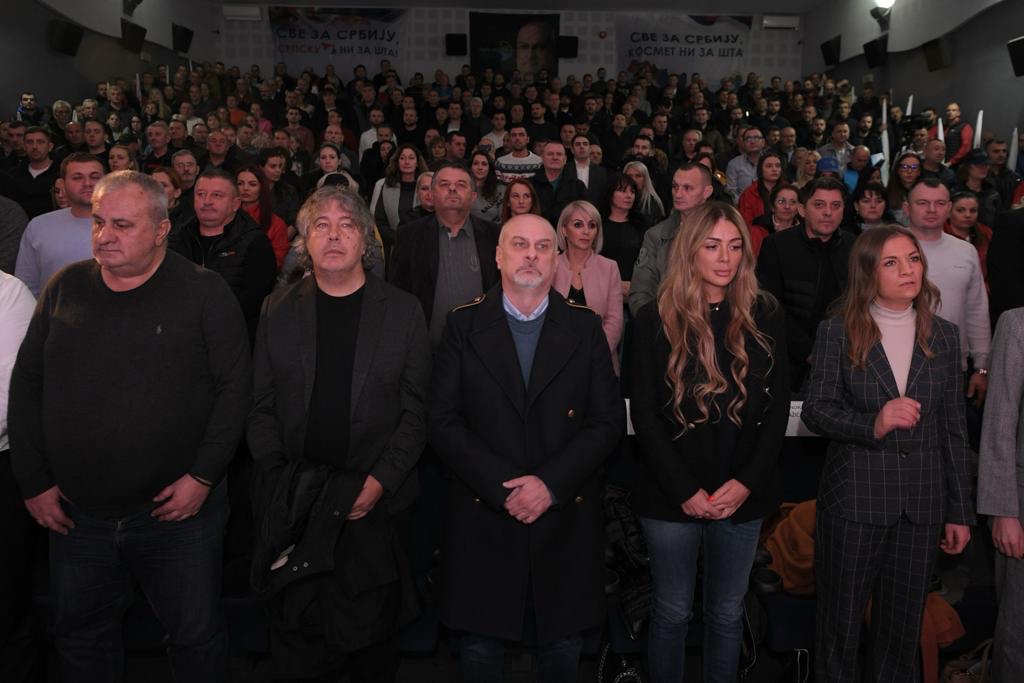 Braunović u Kraljevu: Živim za dan kada ću se u svojoj uniformi pričestiti u Prizrenu u crkvi Svetog Đorđa Viber Slika 2023 12 07 20 23 14 892