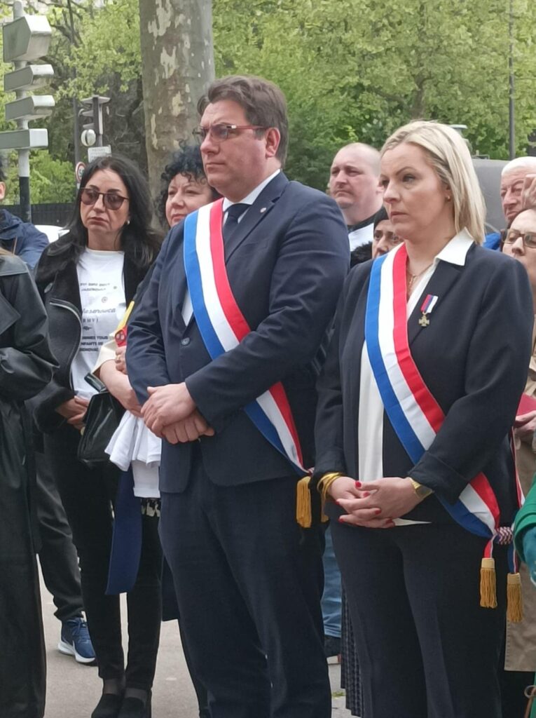 U Parizu održana komemoracija srpskim, jevrejskim i romskim žrtvama u logoru Jasenovac David Komemoracija 07 765x1024