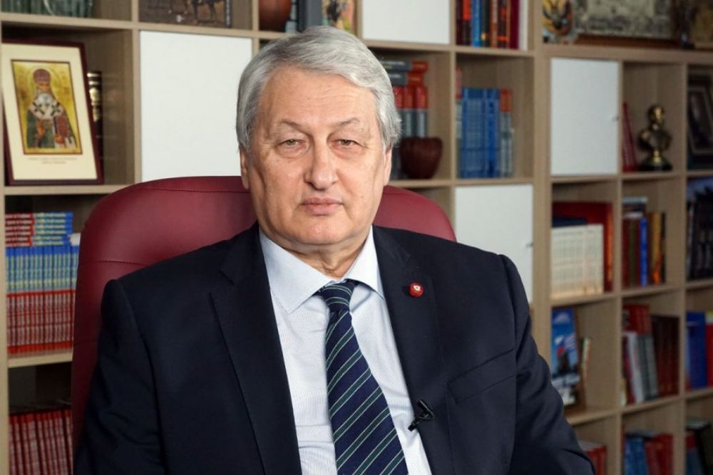 Leonid Ff 1000x666 1
