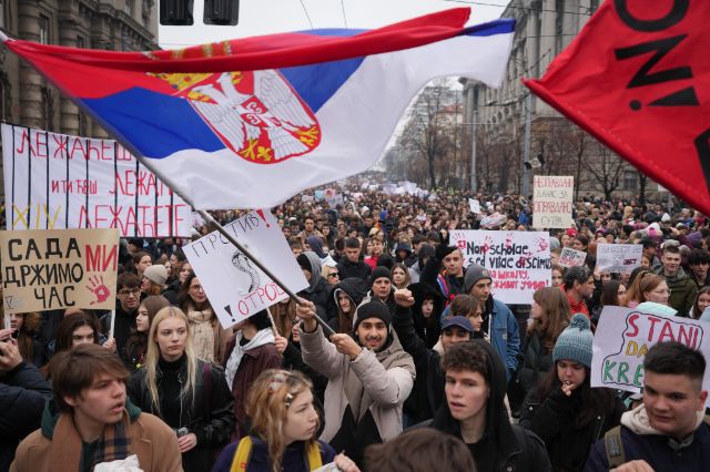 Ruski analitičar: Vučić prodaje zemlju Zapadu uz podršku Rusije - VELEPRODAJA I MALOPRODAJA SRBIJE Protest Studenti Generalni Strajk