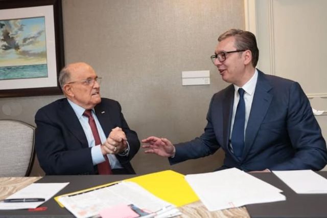 Ruski analitičar: Vučićeva diplomatska sramota na Floridi DJULIJANI VUCIC 2 640