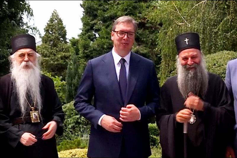 Apel vernika Srpske pravoslavne crkve u SAD: Smeniti i penzionisati Porfirja i Irineja Bulovića zbog izdaje Vucic Porfirije Irinej