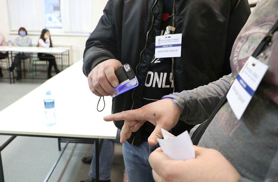 Crta Posmatraci Napad Policija Mionica1
