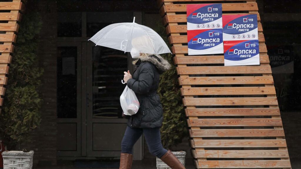 CIK u Prištini odbila da verifikuje Srpsku listu za izbore u decembru 0202foto EPA EFE VALDRIN XHEMAJ E1734444231307 1024x577