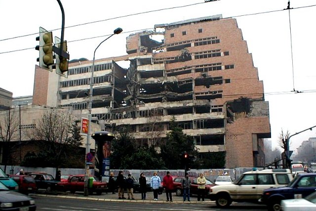Zgrada Generalstaba 2002 1 640X427