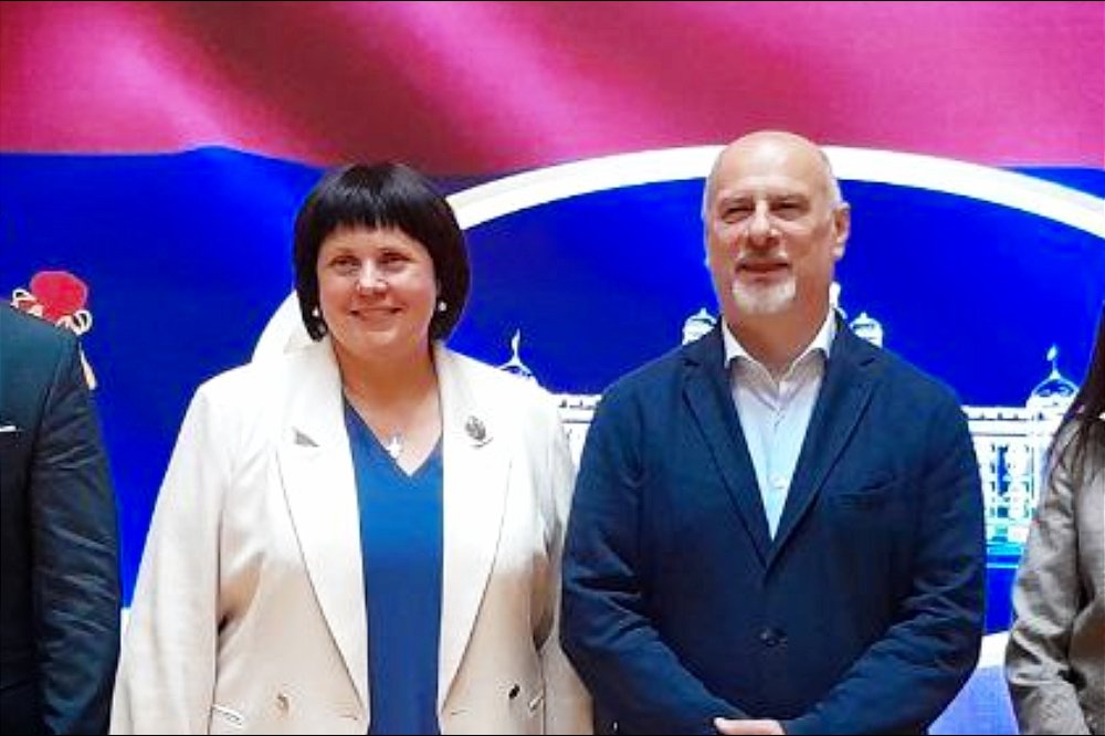 Braunović sa Jelenom Afansjevom, jednom od ključnih ruskih zvaničnika za Balkan: U Srbiji negativna medijska retorika povodom NIS-a Jelena Afanasjeva U Beogradu Ff 1 1000X666