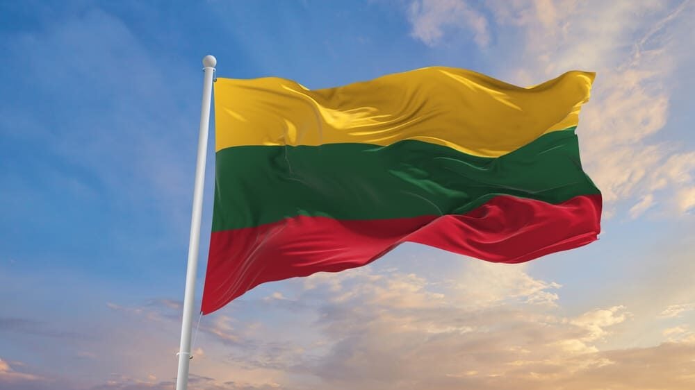 Belorusija oslobodila nobelovca Bjaljackog i opozicionarku Kolesnikovu, SAD ublažile sankcije Shutterstock 1896813445 E1659616734784