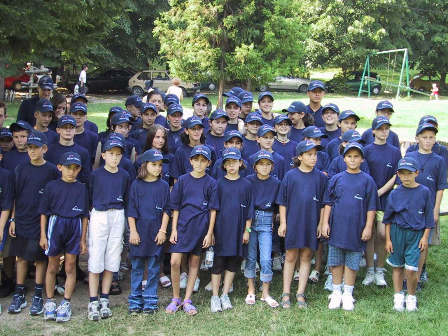 Sećanje na Letnji kamp "Naše Srbije": Sigurno utočište gde deca bez roditelja ponovo mogu da se osete zaštićeno Kamp12
