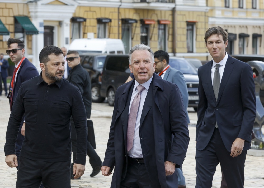 Zelenski razgovarao sa sa Vitkofom i Kušnerom u Kijevu: U drugoj rundi uključuju se evropski savetnici 14267605